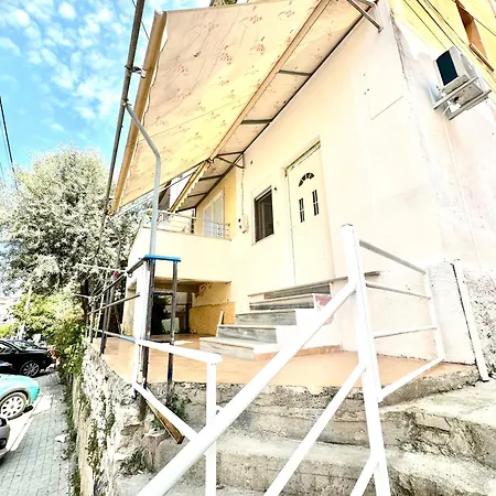 公寓 Adela's Comfort Retreat