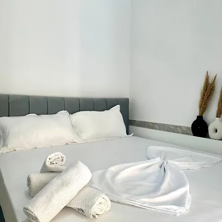 Daire Adela's Comfort Retreat