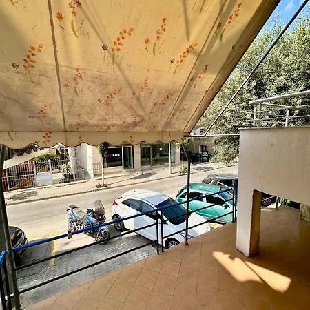 Adela'S Comfort Retreat Διαμέρισμα